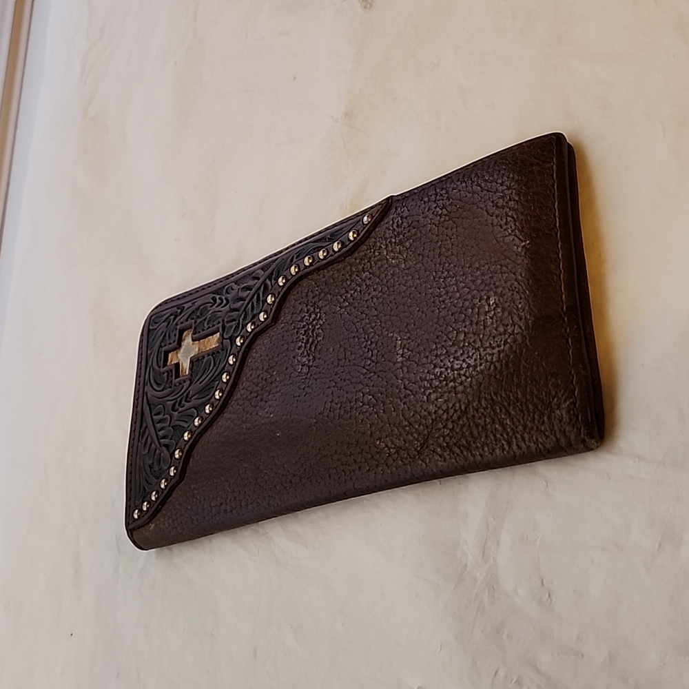 LEATHER WALLET